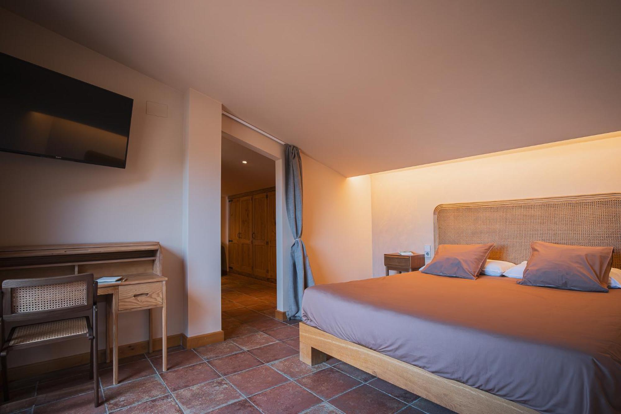 Mas Rovira Country house *